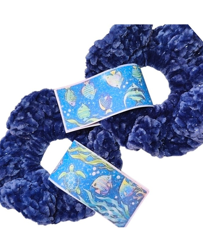 Summer vibes scrunchie