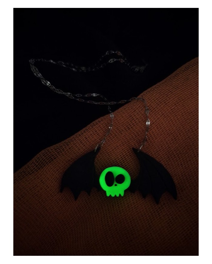 Κολιέ glow in the dark νυχτερίδα