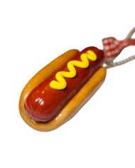 Κολιέ hotdog με μουστάρδα